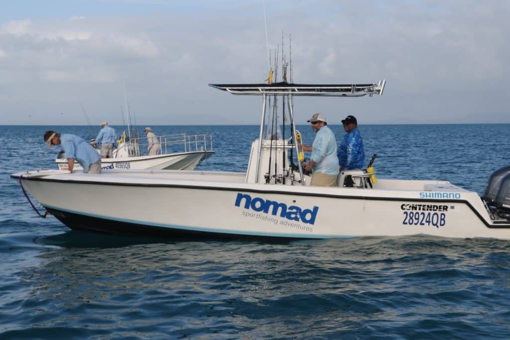 Australia's Great Barrier Reef — Contender center console