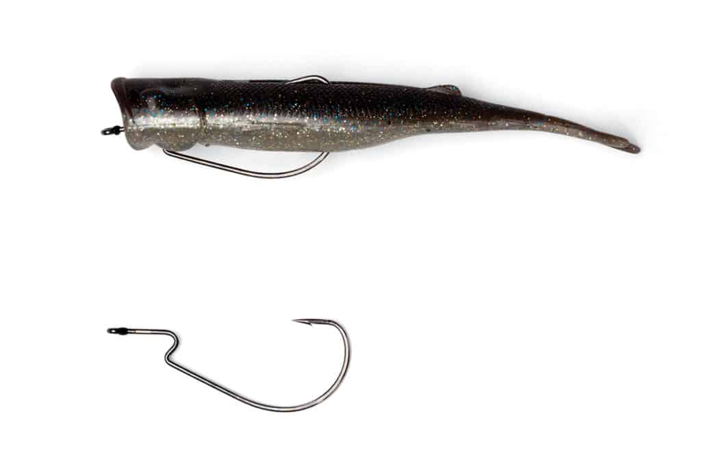 Rig Saltwater Fishing Lures With Worm Hooks