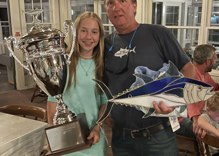 Lola Crisp with trophy