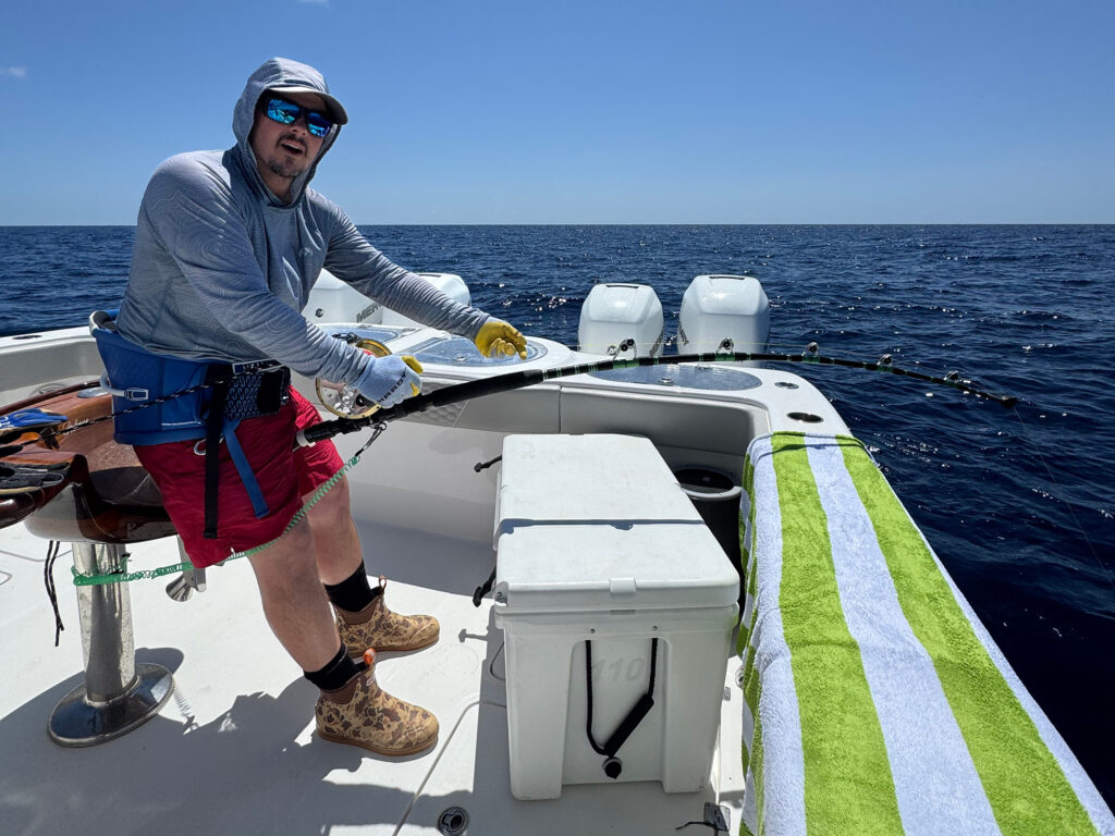Fighting a record Gulf bluefin tuna
