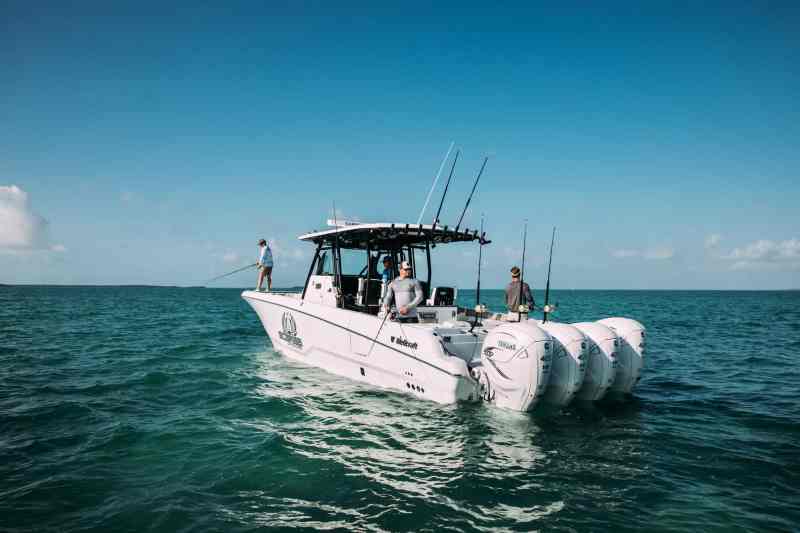 Quad outboards on the 402