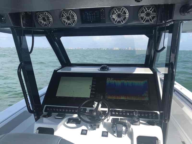 Twin Garmin displays at the helm