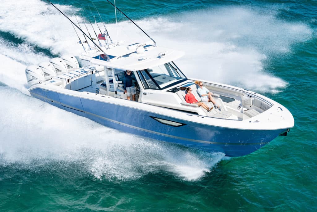 Pursuit S 428 running to the fishing grounds