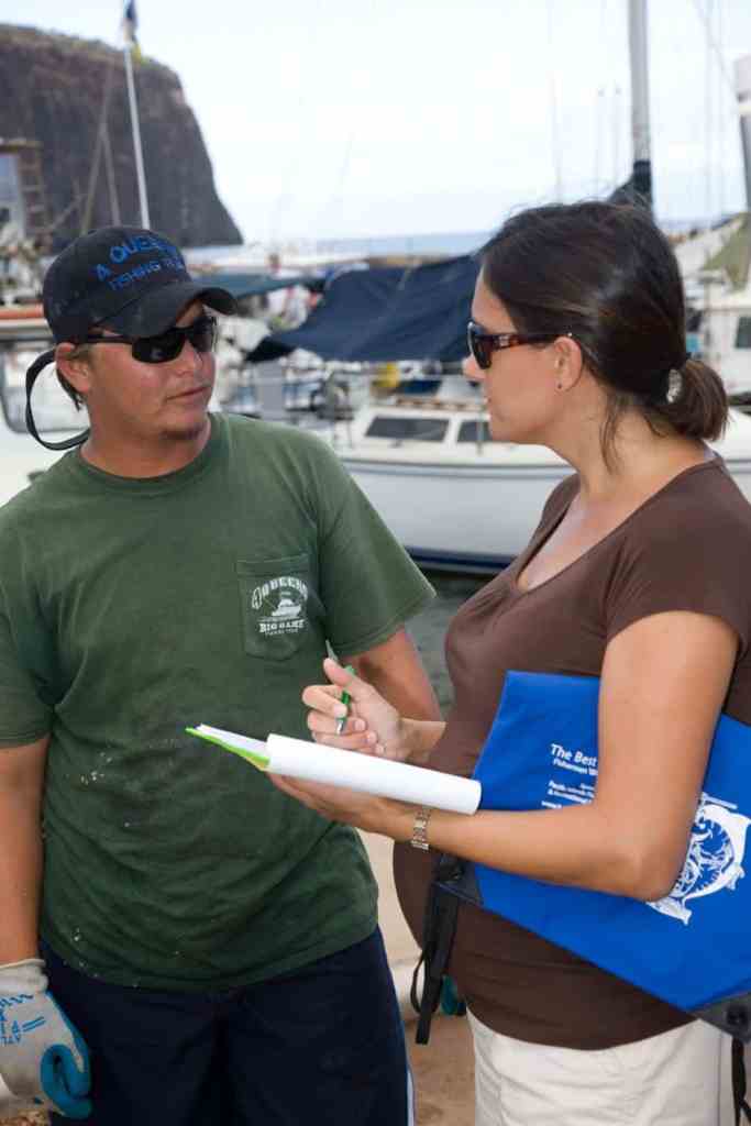 NOAA surveyor collects recreational-fishing data