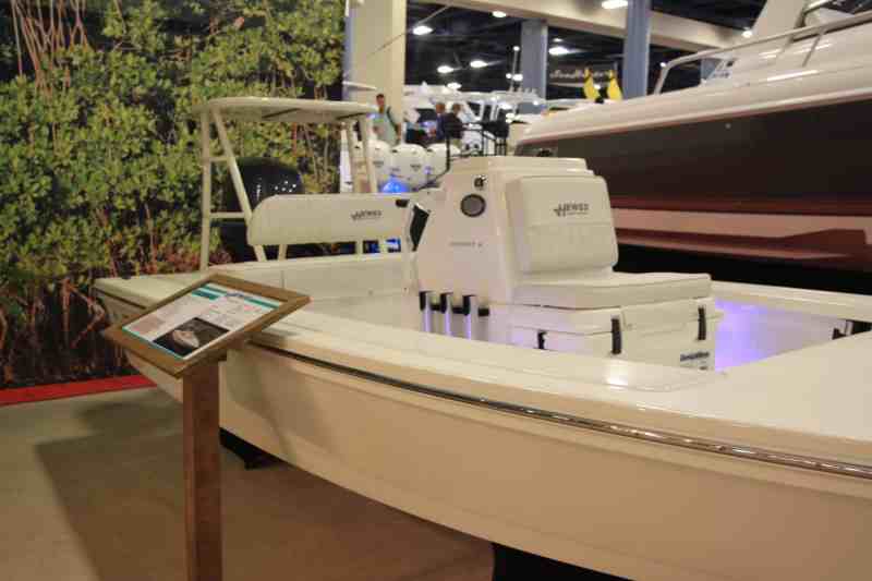 Hewes Redfisher 16