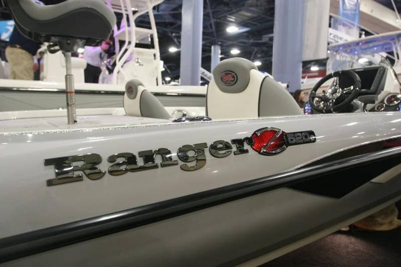 Ranger Boats Z520c IntraCoastal miami-boat-show-bay-flats-14.jpg