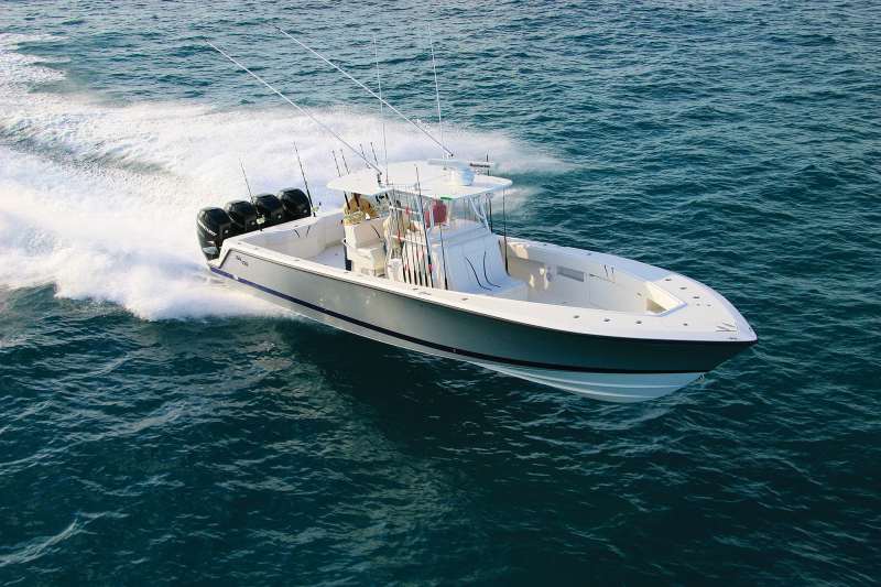SeaVee 390 Running Shot