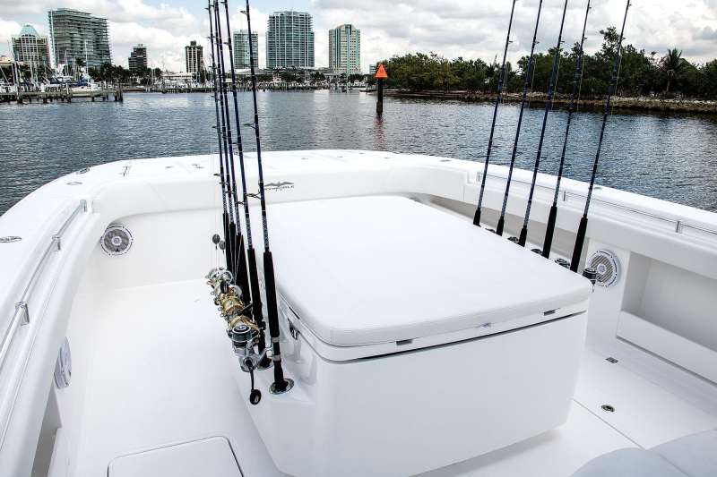 Boat Review: Invincible 37 Cat