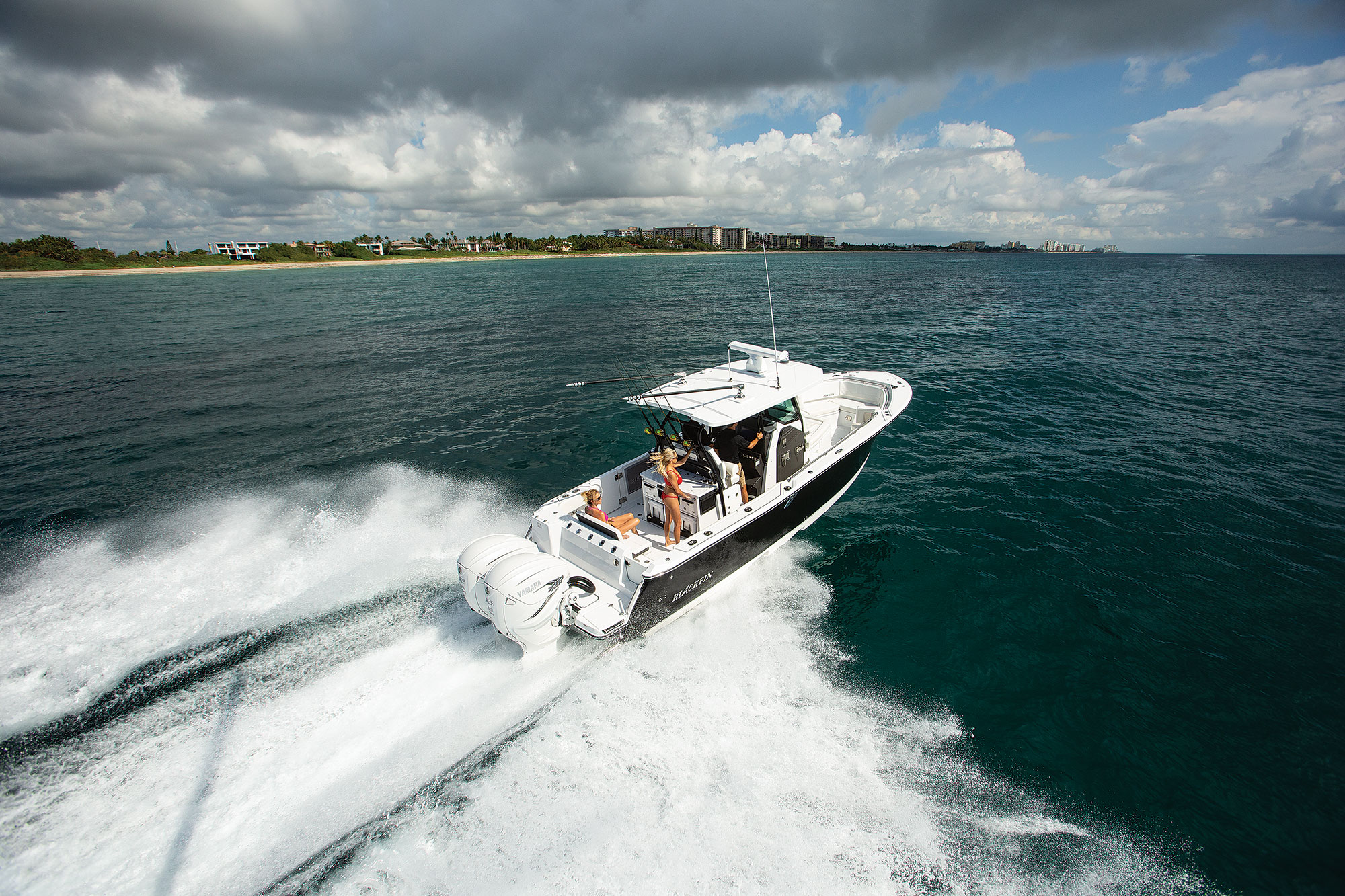 Blackfin 332CC Boat Review | Sport Fishing Mag