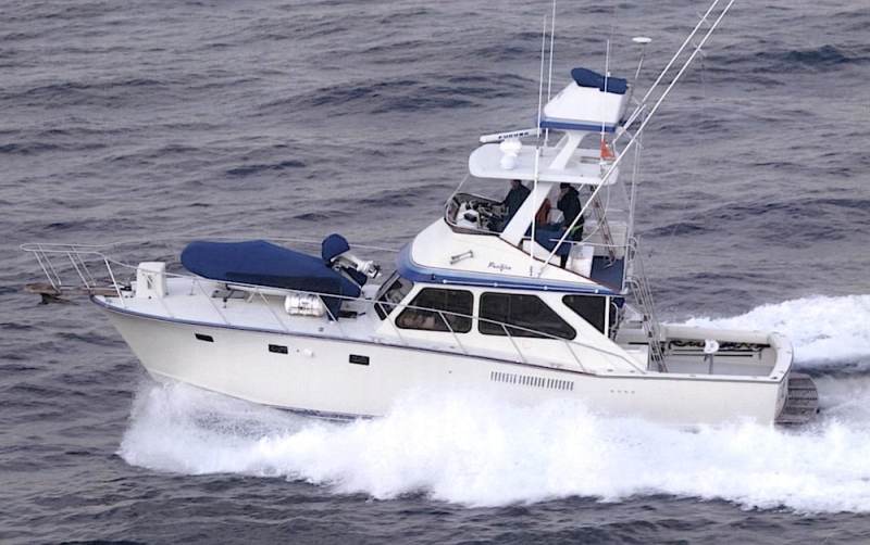 44 Pacifica Convertible offshore fishing boat