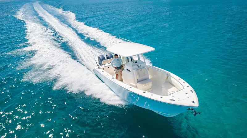 Cobia 262 Running-1 Cobia 262 BR out on the ocean