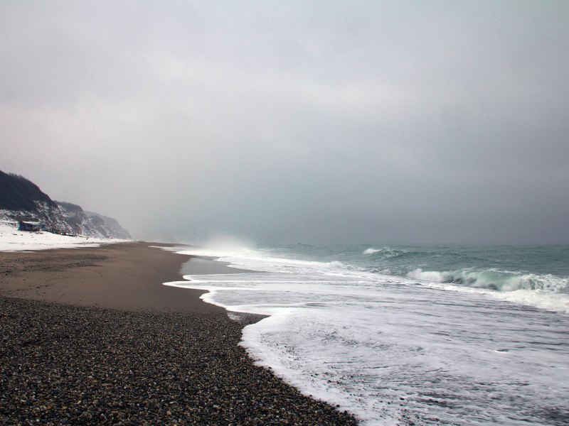 SPF0722-Inshore-Cold-Water-Fishing Snow on a beach