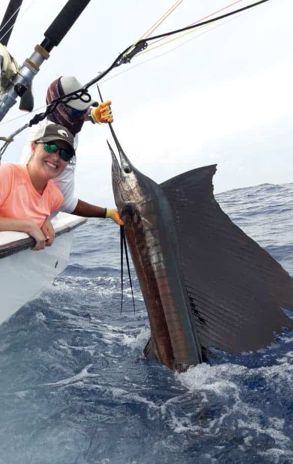 SPF0722-Sailfish-Accident Sailfish next to boat