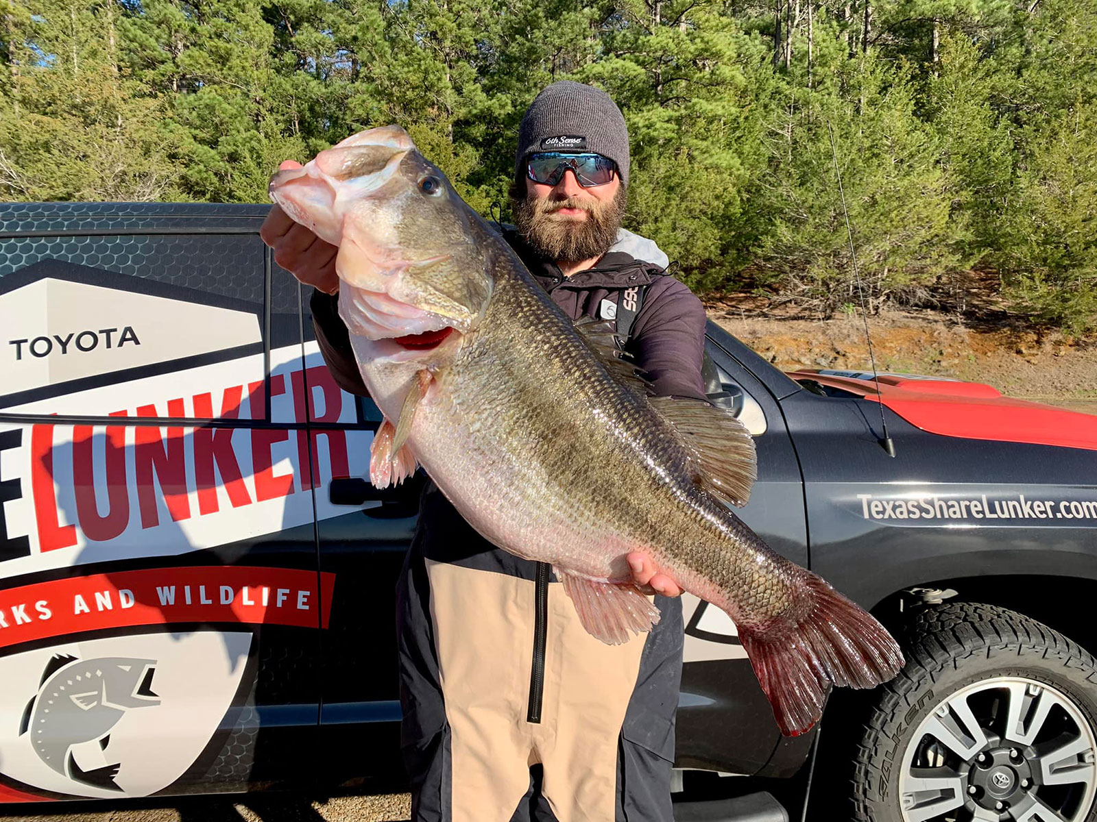 Texas Anglers Catch 13Pound Bass Sport Fishing Mag