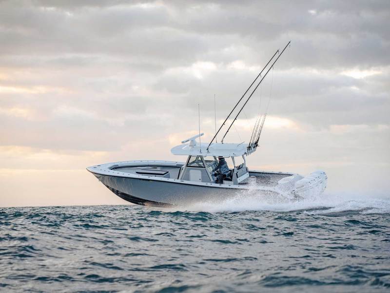 FBBG24-Yellowfin-39 Yellowfin 39 Offshore on the ocean
