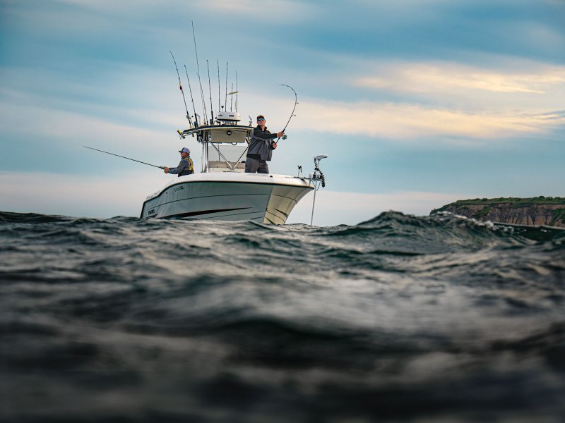 FBBG25-Lithium-Batteries Fishing boat with lithium batteries