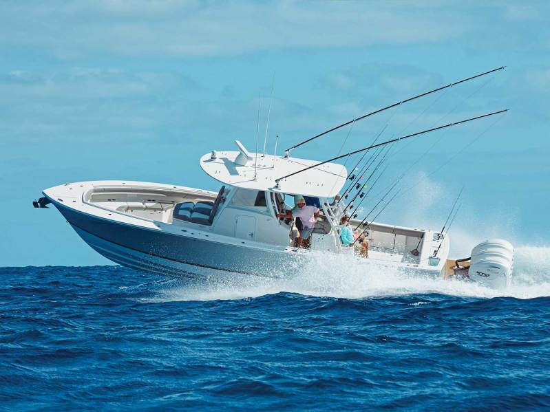 FBBG25-R37-regulator-fishing-1 Regulator 37 at sea