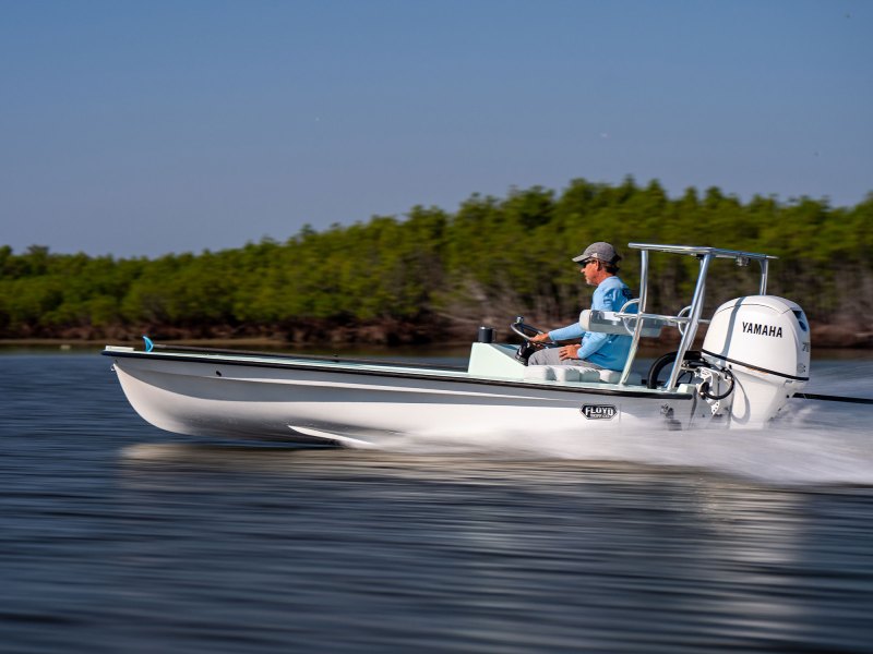 SPF825-Photo-Courtesy-Floyd-Skiff Floyd Skiff 6WT running near shore