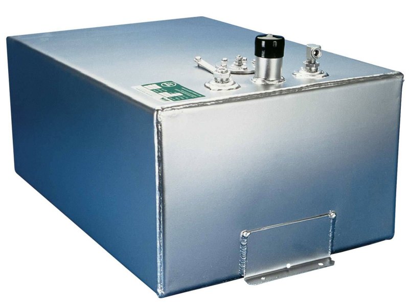 Large fuel tank for boat