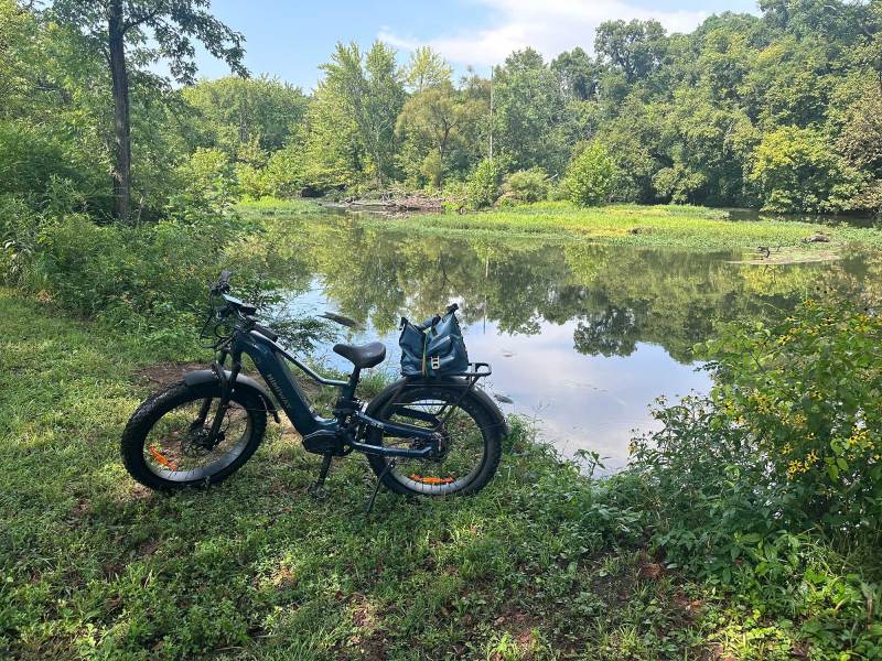 Himiway D5 2.0 electric bike near canal
