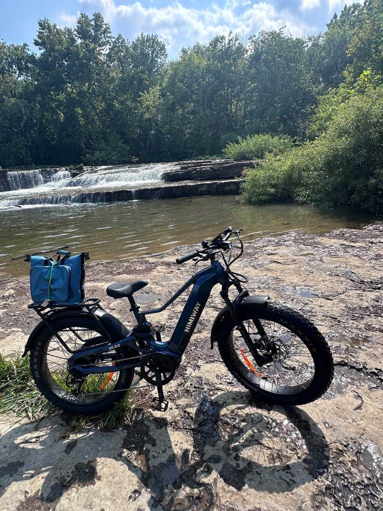 Himiway D5 2.0 e-bike on the sand